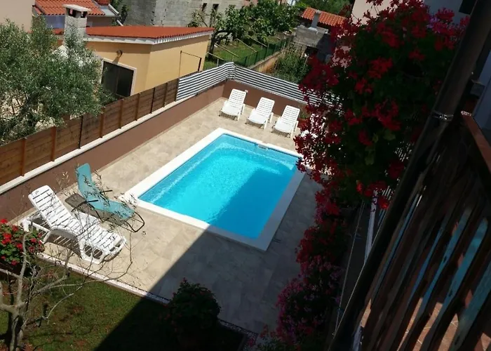 Appartement Family Friendly With A Swimming Pool - 7610 *