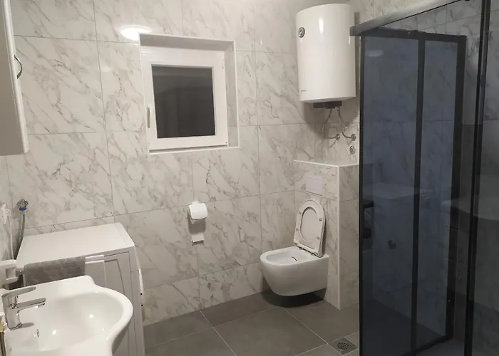 Family Friendly With A Swimming Pool - 7610 Appartement