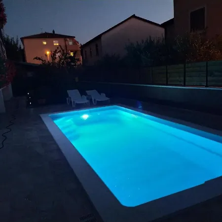 Lejlighed Family Friendly With A Swimming Pool - 7610 *