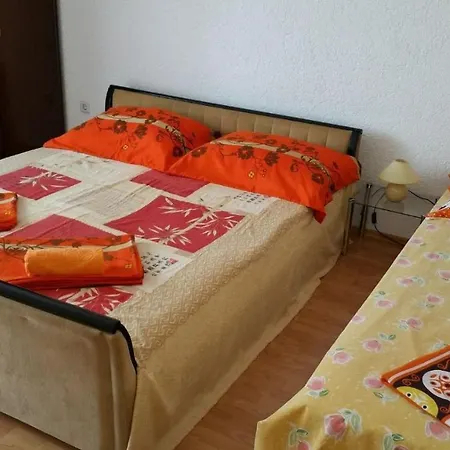 Appartement Family Friendly With A Swimming Pool - 7610