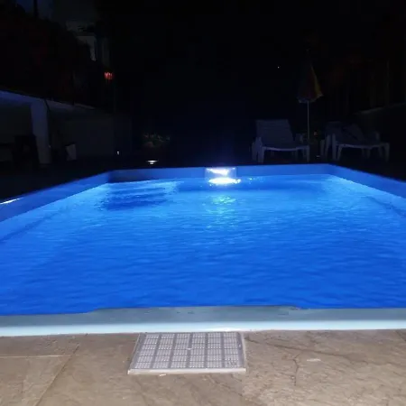 Appartement Family Friendly With A Swimming Pool - 7610